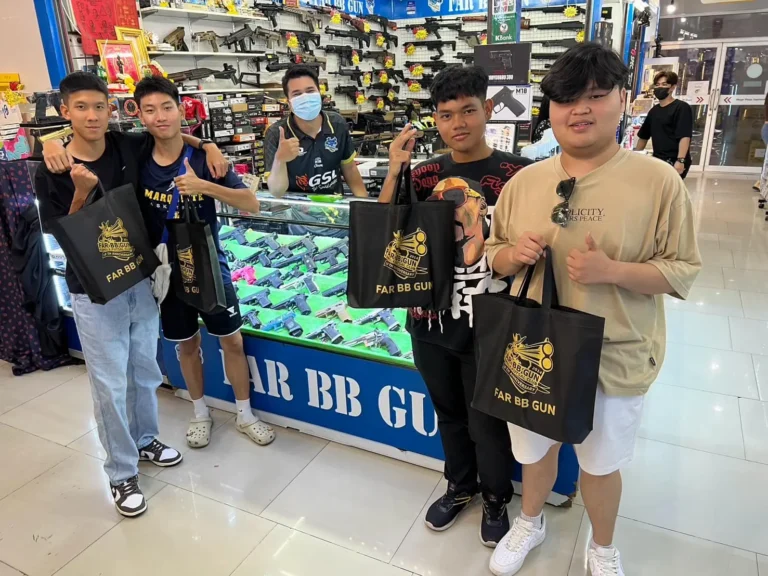ลูกค้าที่ร้าน FAR BBGUN